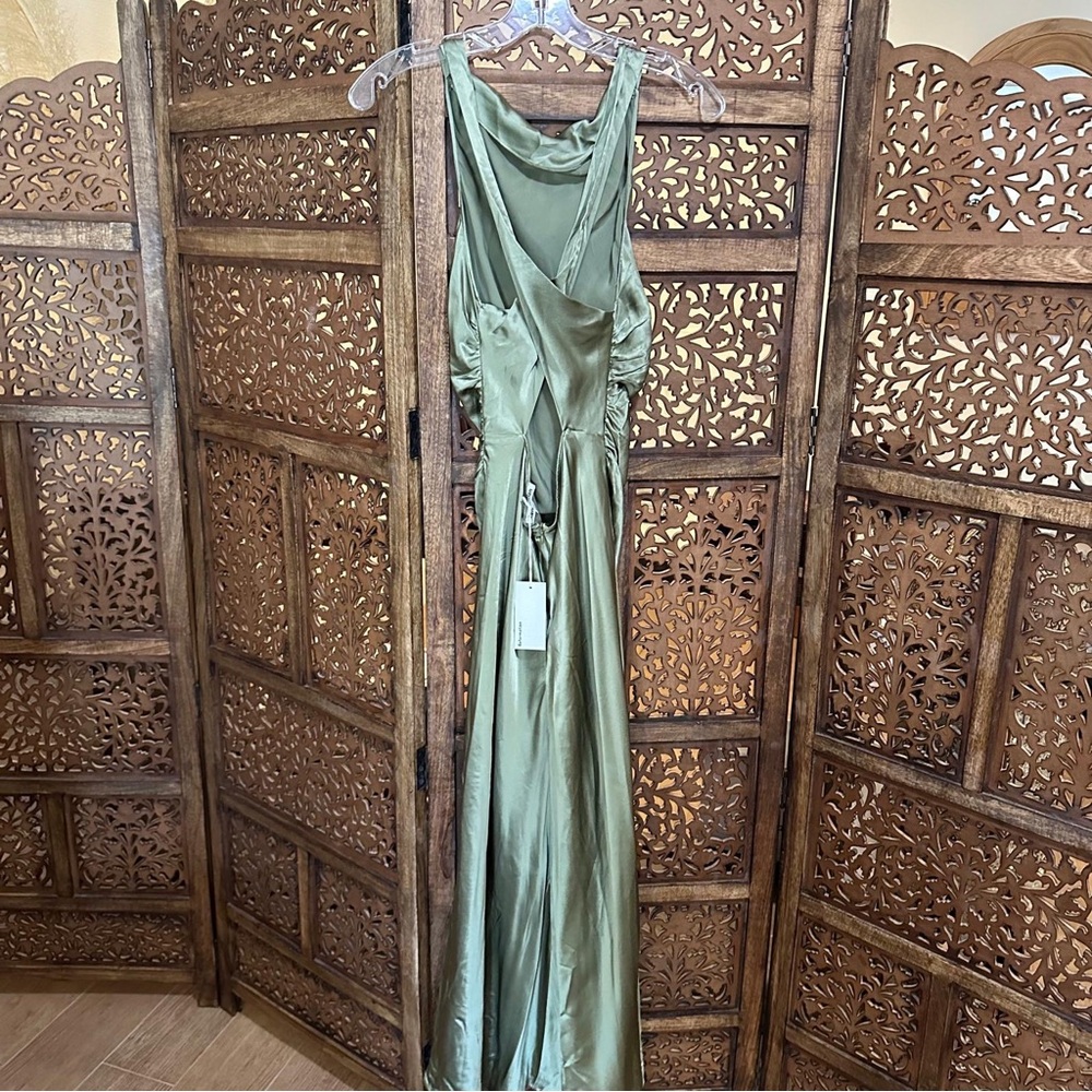 NWT NEW Reformation Casette Silk Midi Dress - Artichoke - Picture 4 of 4